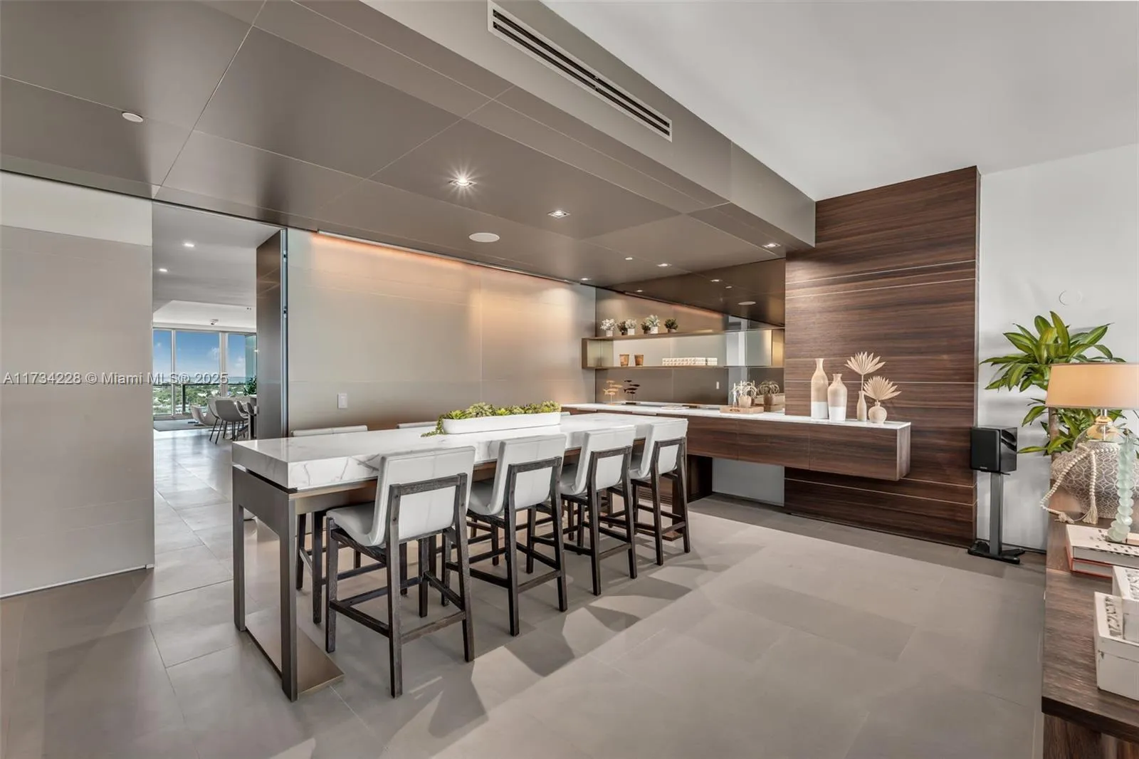 Key Biscayne, Florida 33149, United States, 4 Bedrooms Bedrooms, ,6 BathroomsBathrooms,Residential,Active,12826