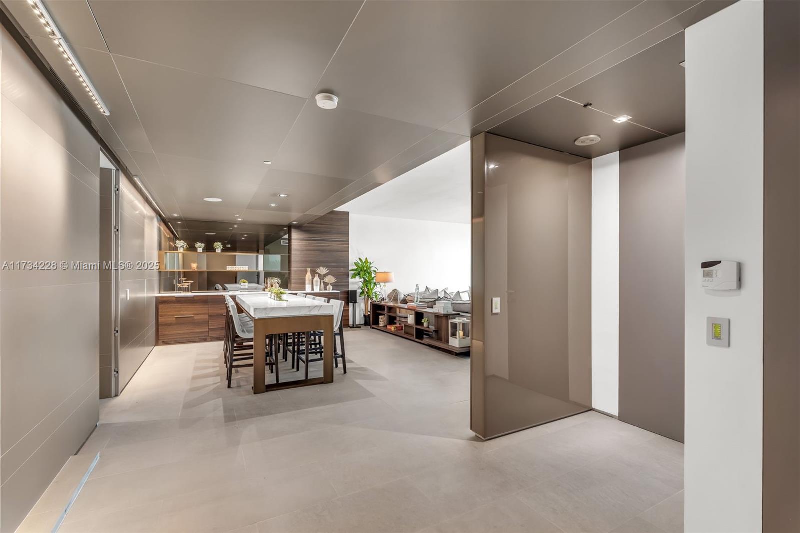 OCEANA KEY BISCAYNE CONDO - Residential