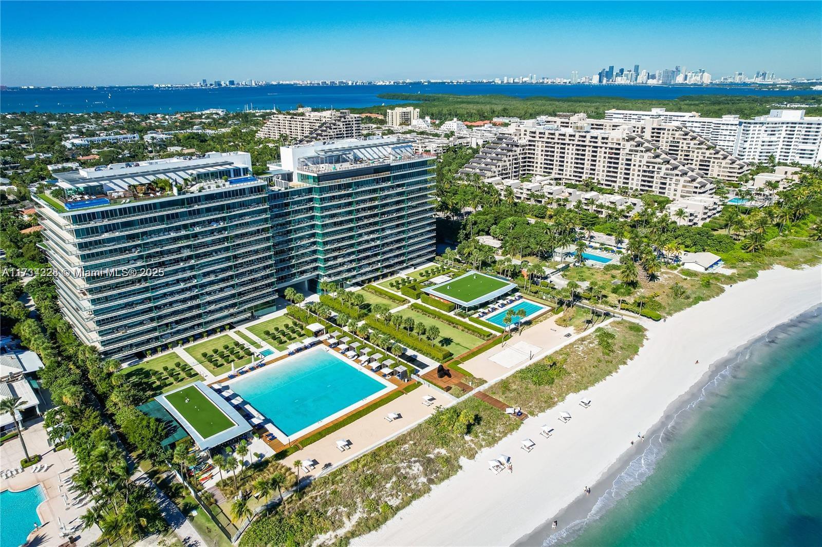 OCEANA KEY BISCAYNE CONDO - Residential