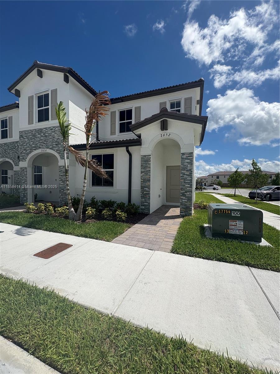 Be the first to live in this brand-new corner villa featuring 3 spacious bedrooms and 3 full bathrooms. This never-occupied home comes fully equipped with ceiling fans, stylish light fixtures, blinds, and curtains already installed for your comfort. The open floor plan offers a modern kitchen and bright living spaces, while the fenced backyard provides privacy and a perfect spot for outdoor relaxation. A brand-new washer and dryer will be installed prior to move-in, making this home truly turnkey. Located in a desirable community with easy access to shopping, dining, and major highways, this is the perfect blend of style, convenience, and comfort.