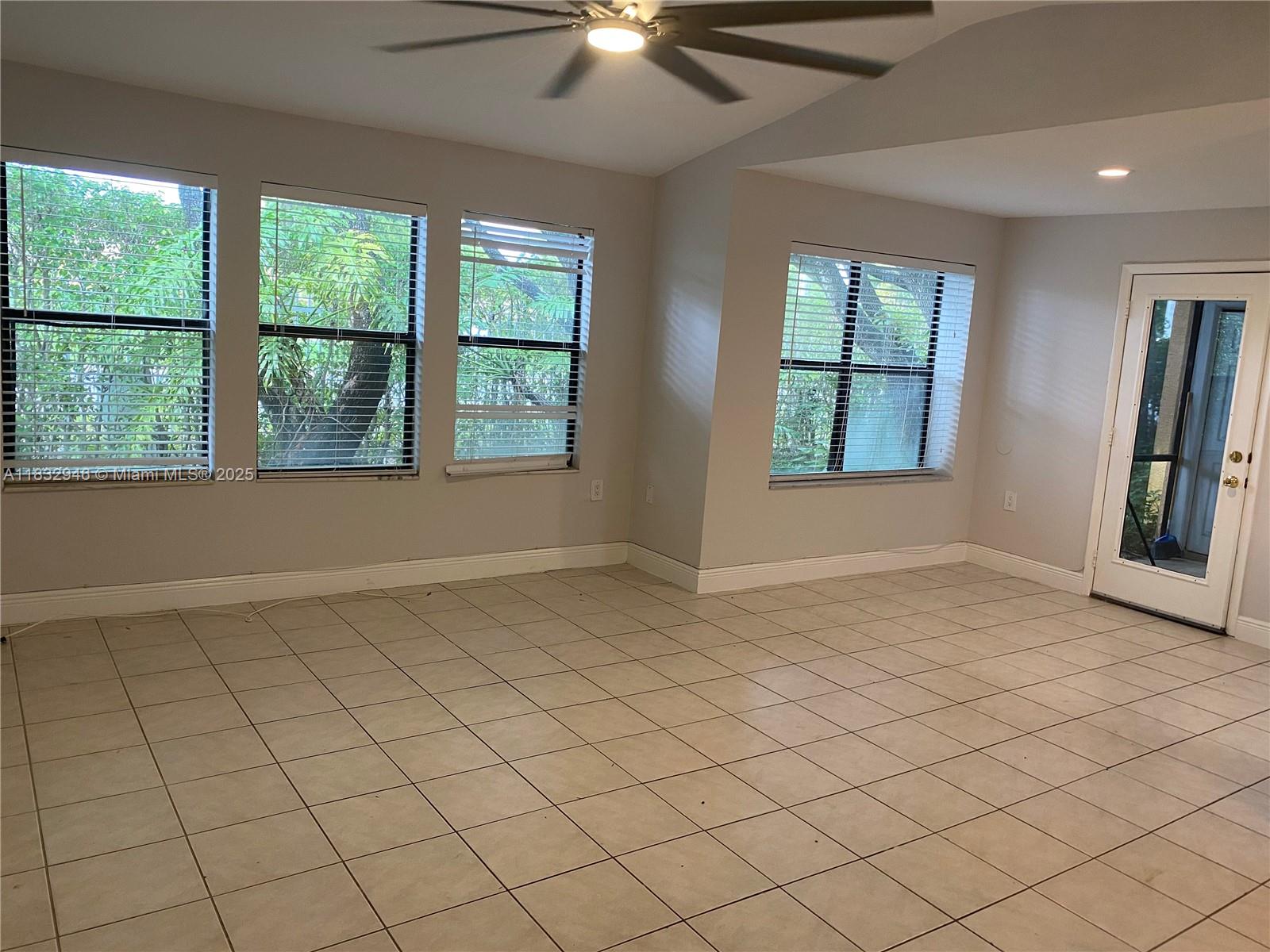 15661 SW 104th Ter 3112