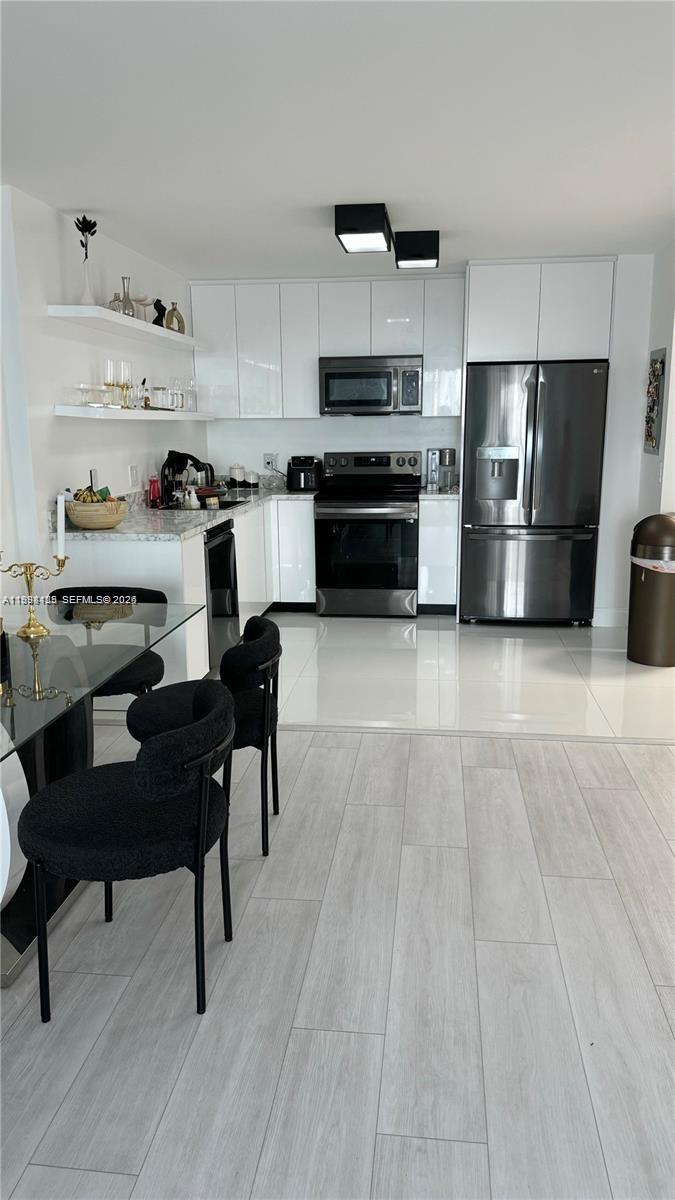 ADMIRALS PORT CONDO WEST - Residential Lease