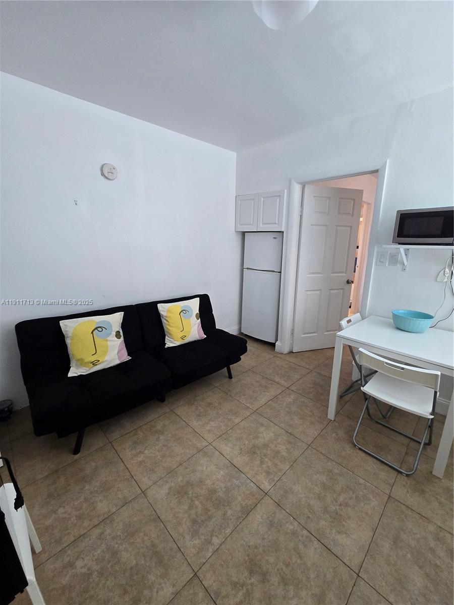 ALHAMBRA HEIGHTS SEC 5 - Residential Lease