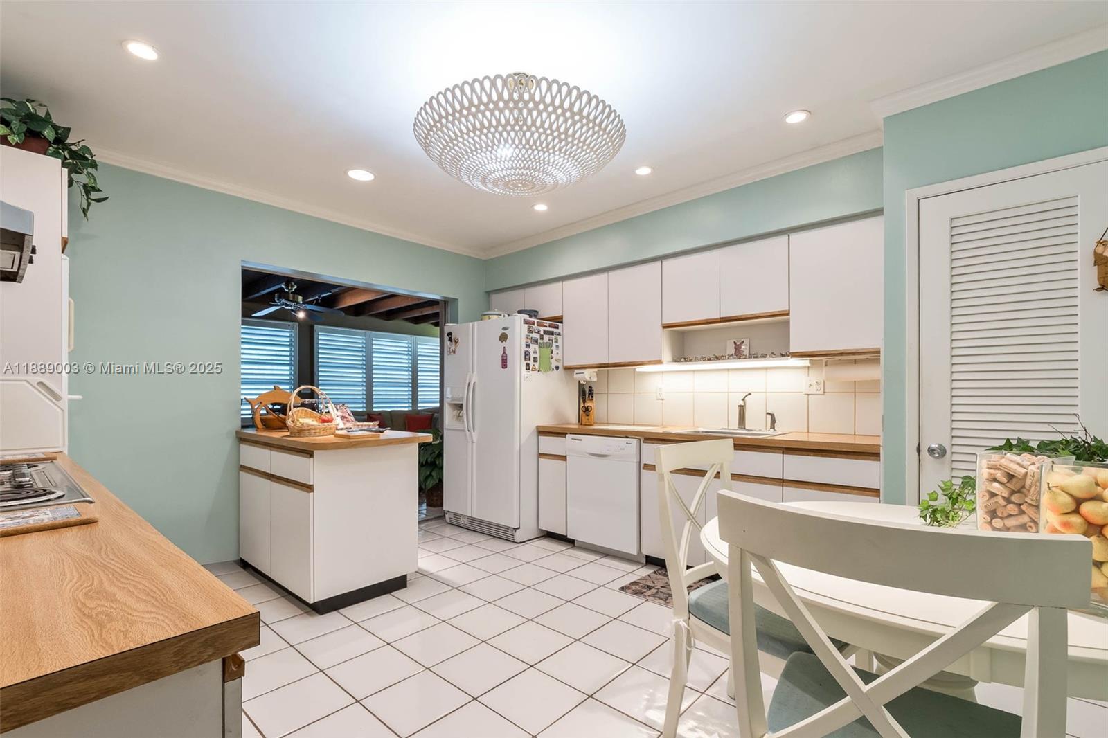 SUN CORAL ESTS 1ST ADDN - Residential