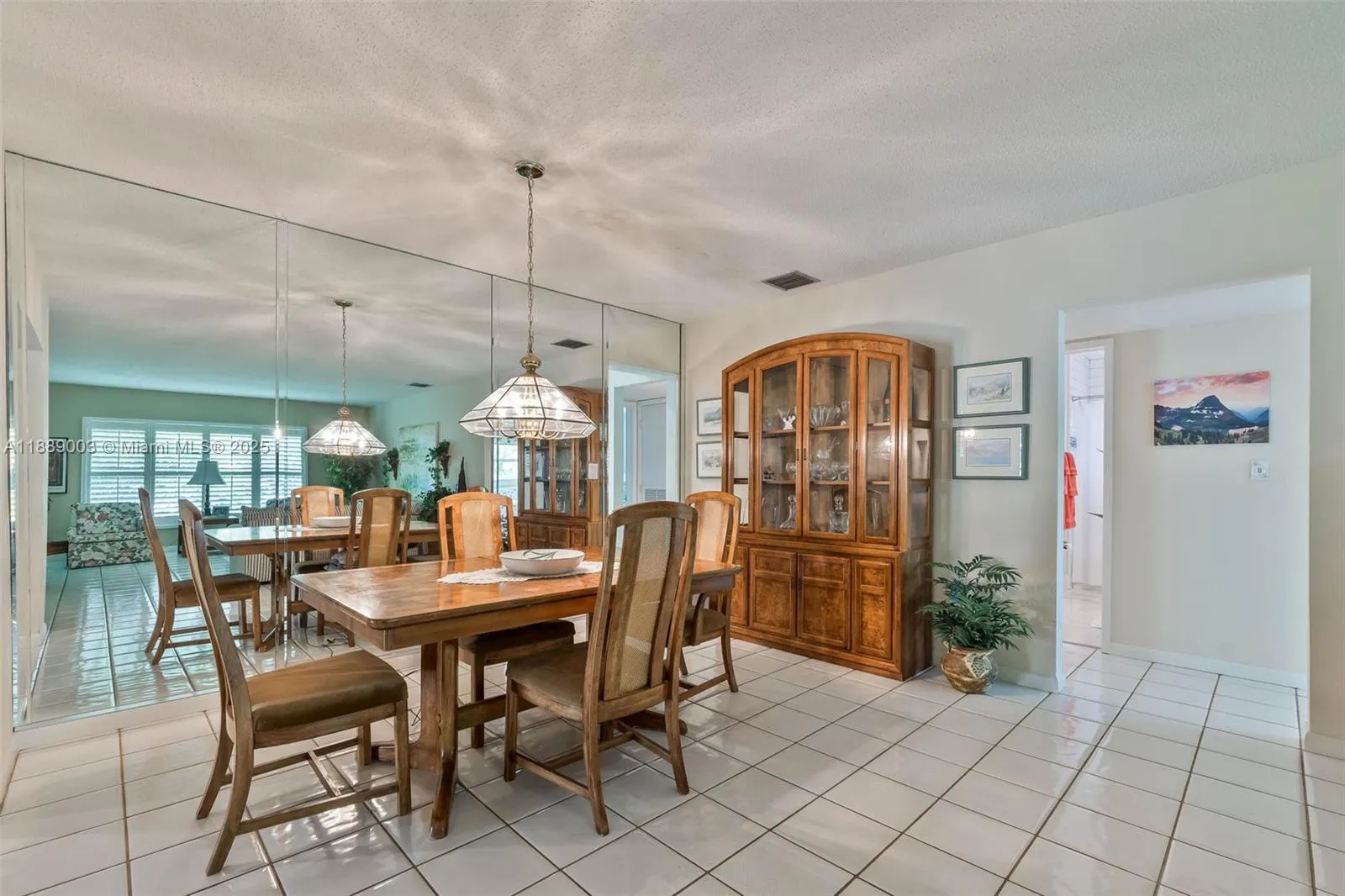 Palmetto Bay, Florida 33158, United States, 4 Bedrooms Bedrooms, ,2 BathroomsBathrooms,Residential,Active,220690
