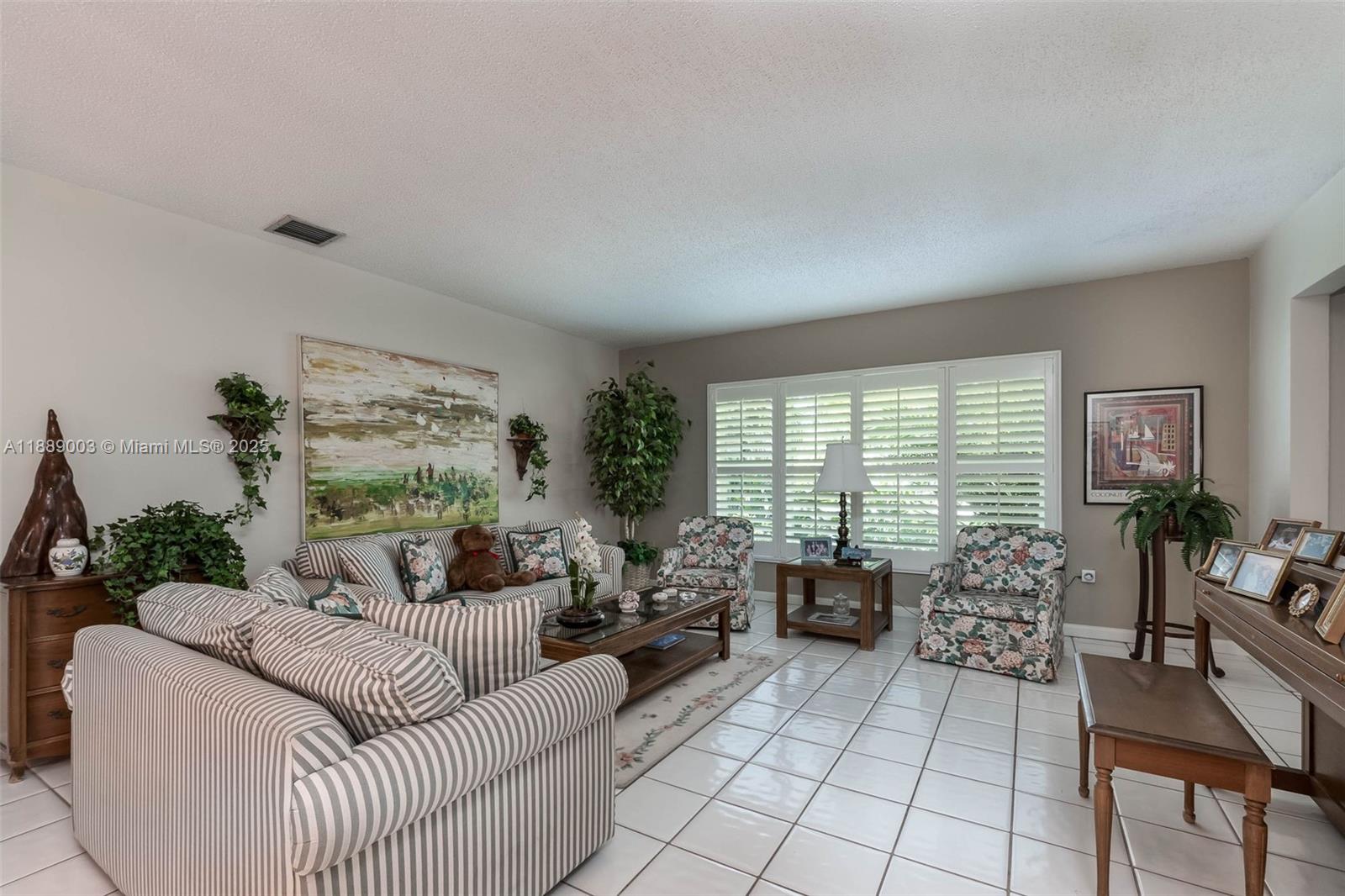 SUN CORAL ESTS 1ST ADDN - Residential