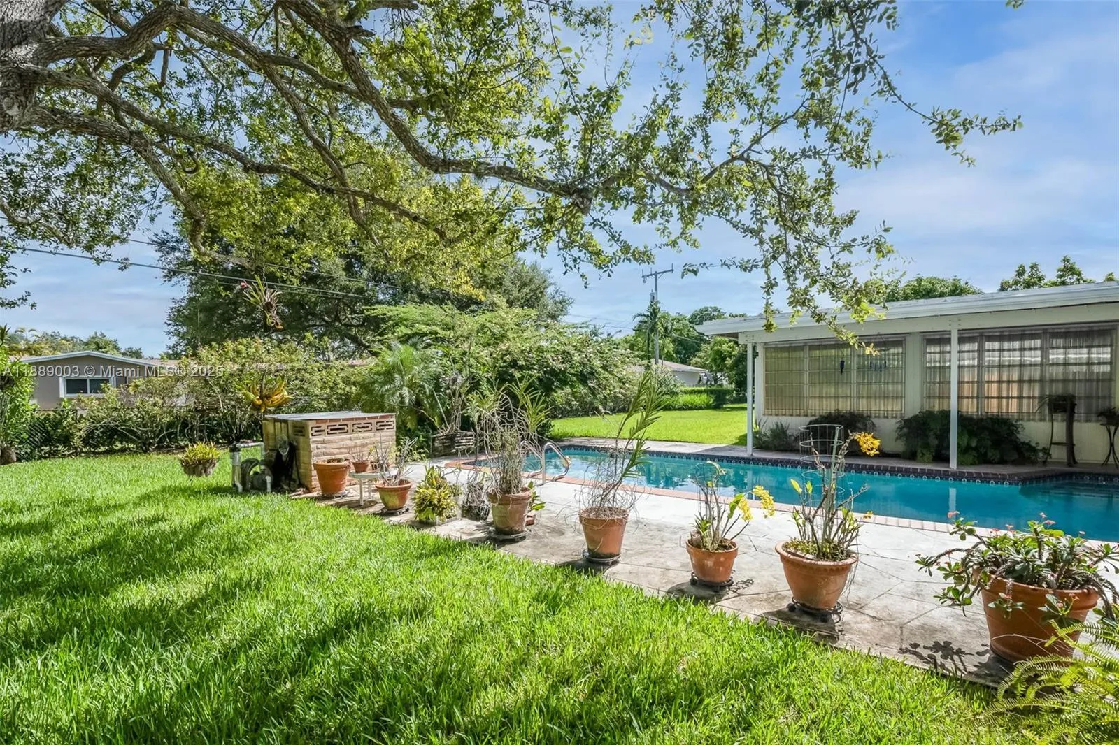 Palmetto Bay, Florida 33158, United States, 4 Bedrooms Bedrooms, ,2 BathroomsBathrooms,Residential,Active,220690