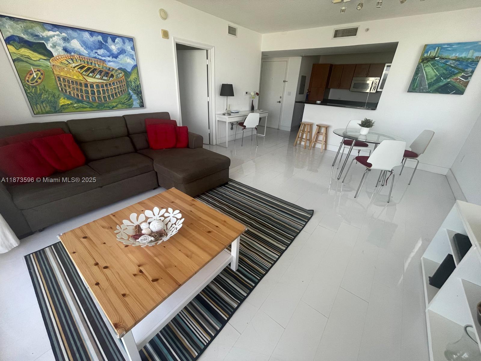 VENTURE AT AVENTURA EAST - Residential