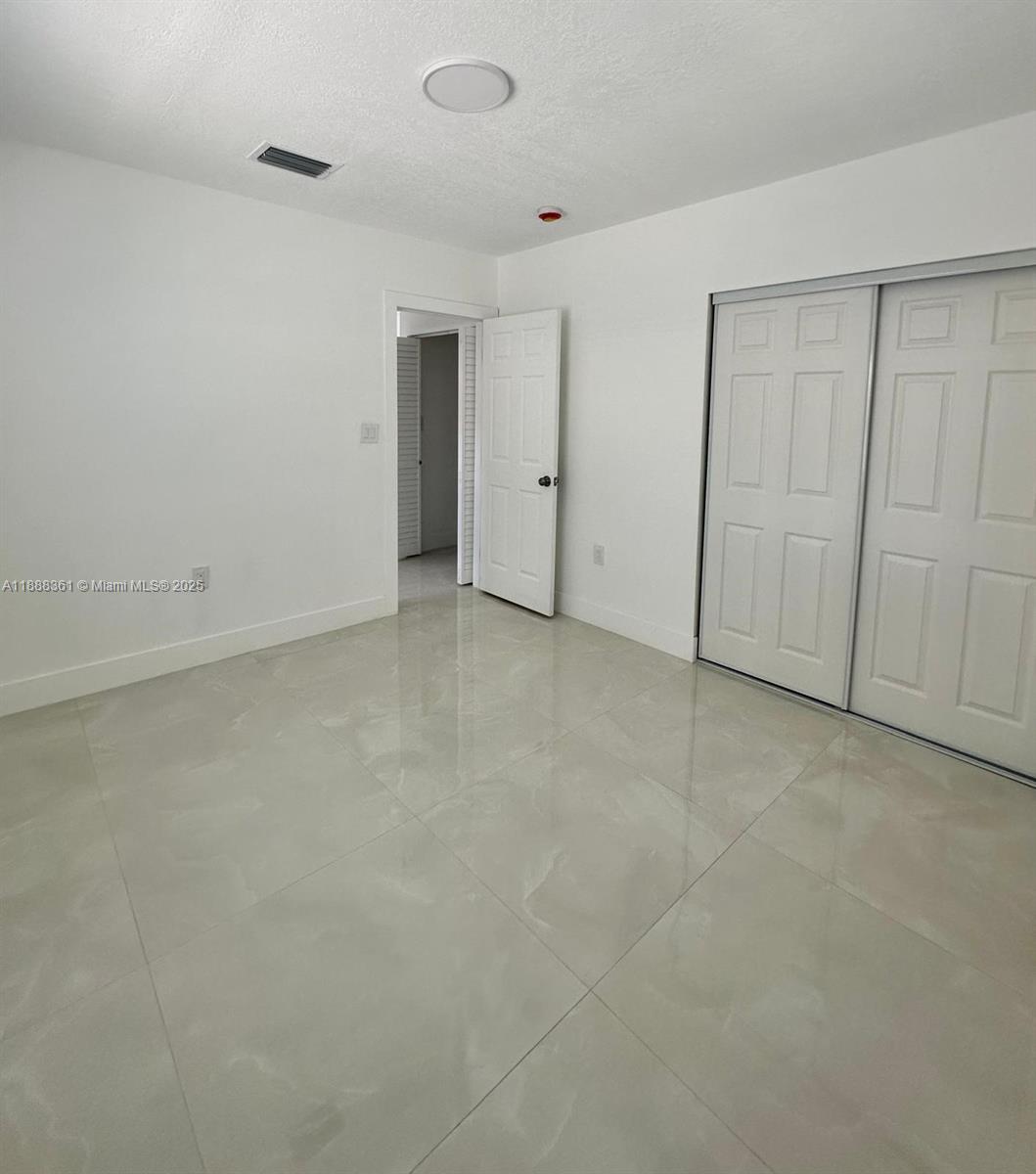 COVINGTON MANOR - Residential Lease