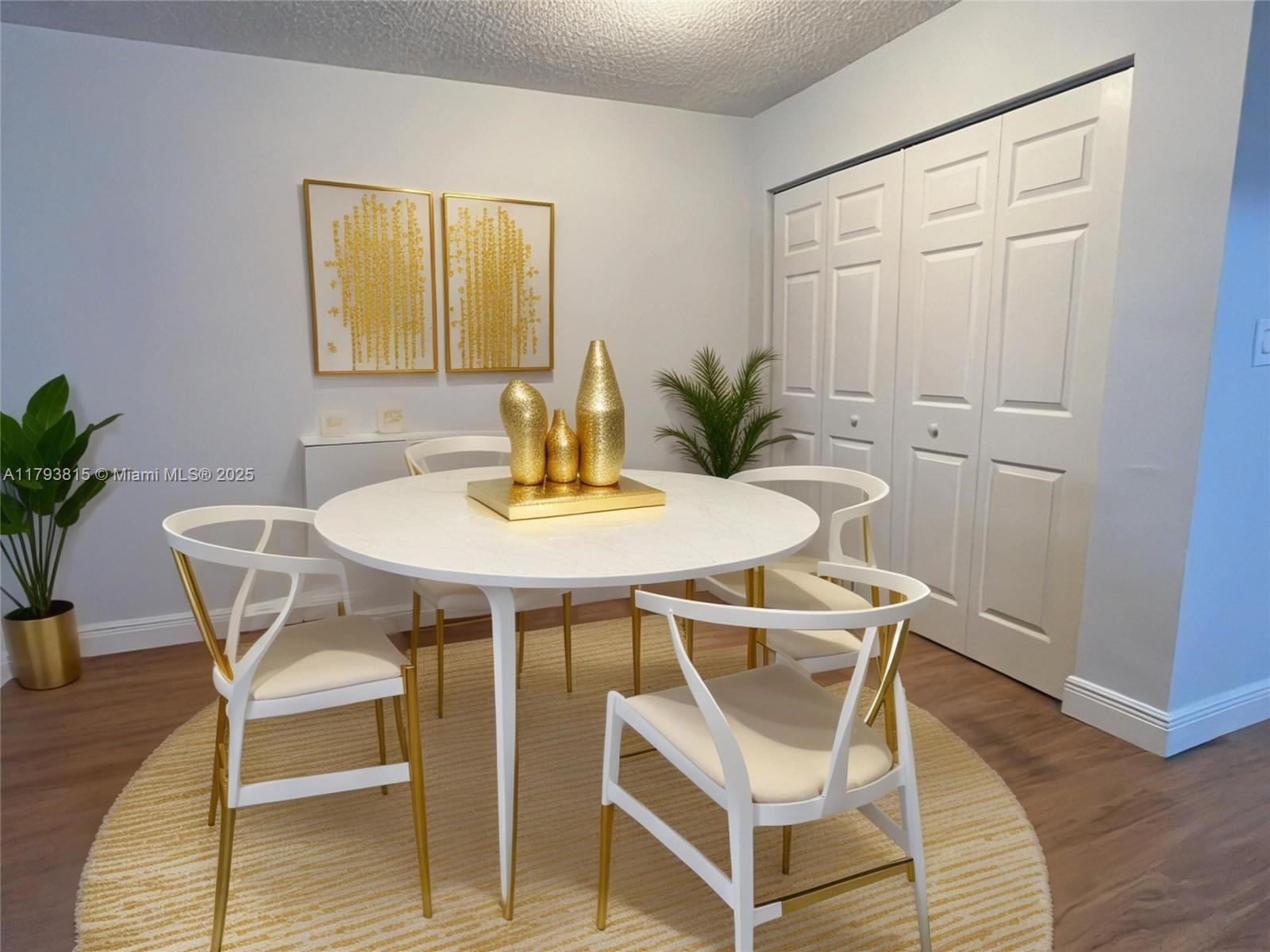 Beautiful and best unit, totally renovated, 1 bed and 1 bath comfortable space. 1 assigned parking space. Impact window, stainless steel appliances. enjoy the best schools. Amenities include a community pool, a playground, and a complex fenced. Very close to restaurants, supermarkets, Pharmacies, among others. Close to US-1. To see it is to buy it.