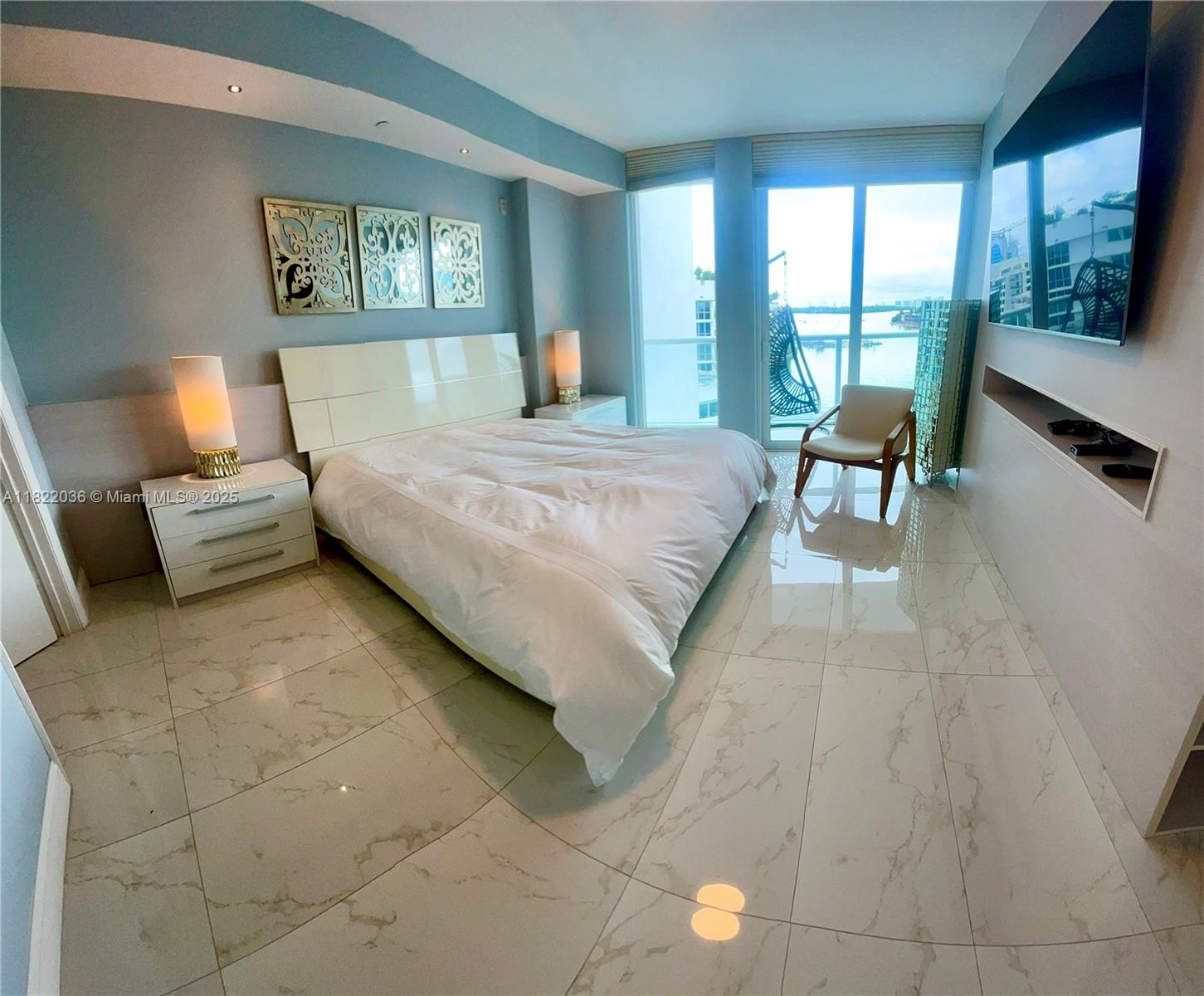 9821 E Bay Harbor Dr 903