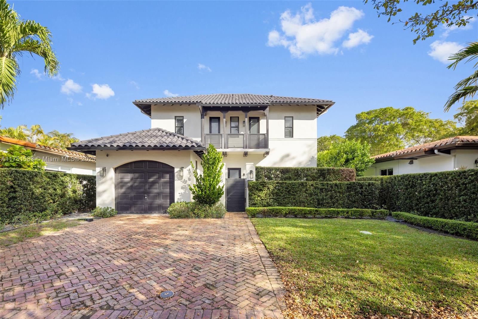 Property for Sale at 705 Madeira Ave, Coral Gables, Broward County, Florida - Bedrooms: 4 
Bathrooms: 3  - $2,950,000