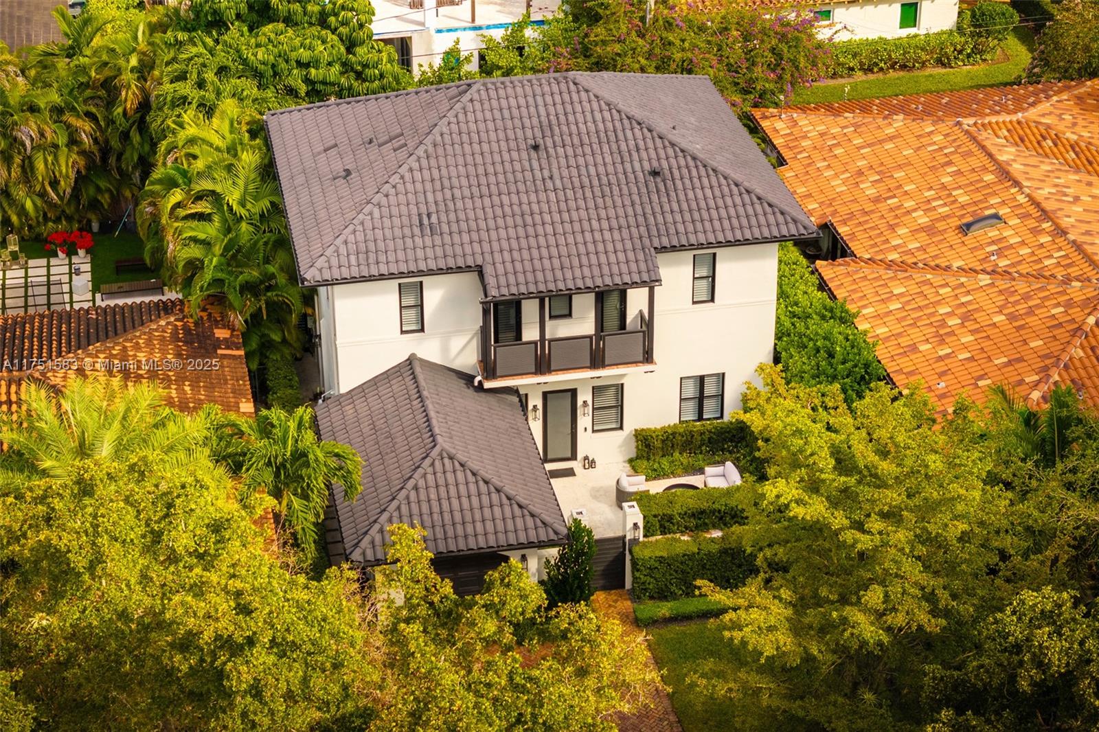 CORAL ESTATES - Residential