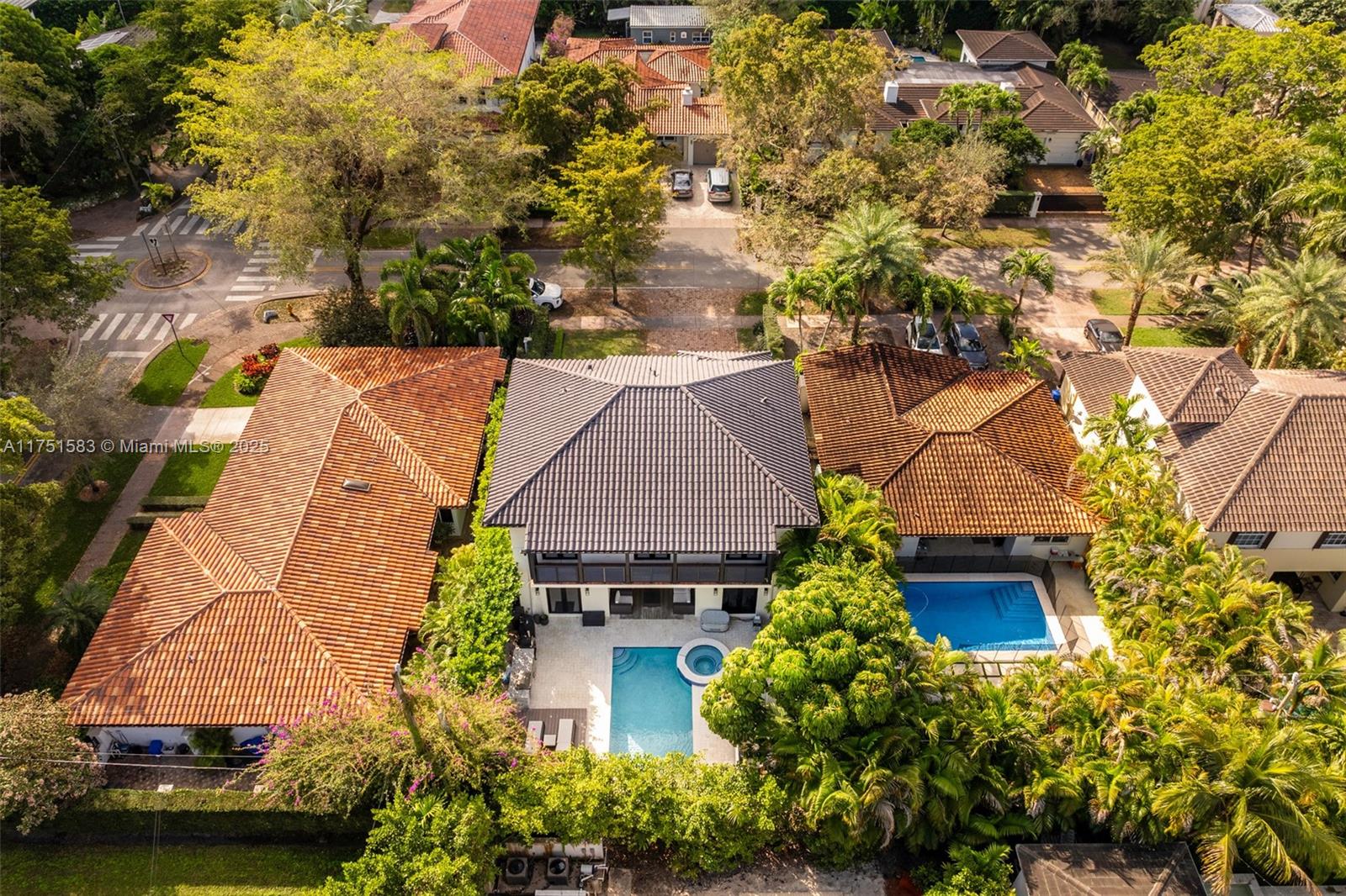 CORAL ESTATES - Residential