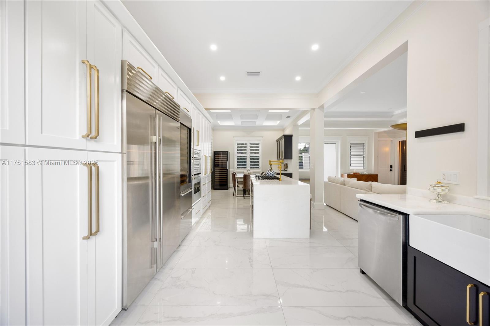 CORAL ESTATES - Residential