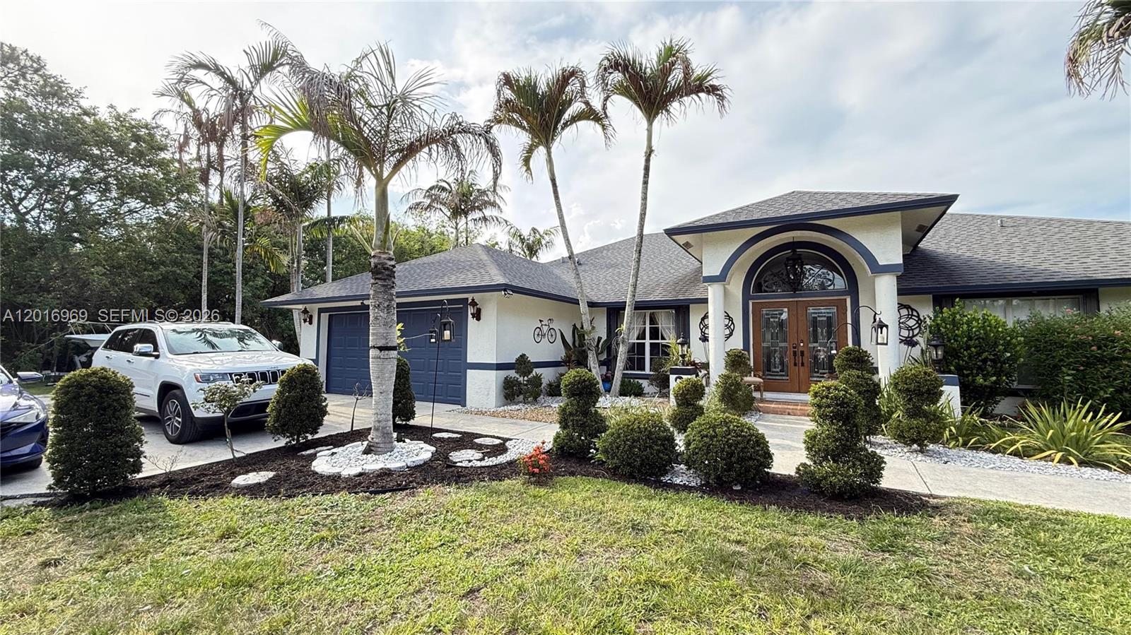 12119 Orange Blvd