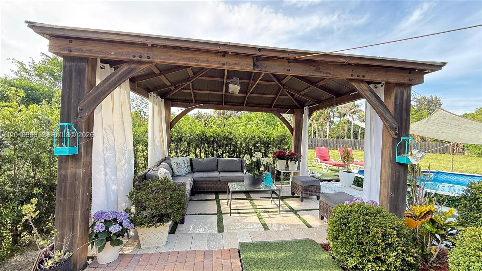 Acreage - Residential
