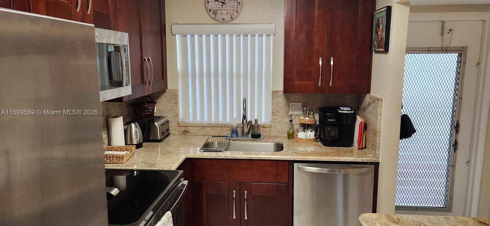 9620 Sunrise Lakes Blvd 211