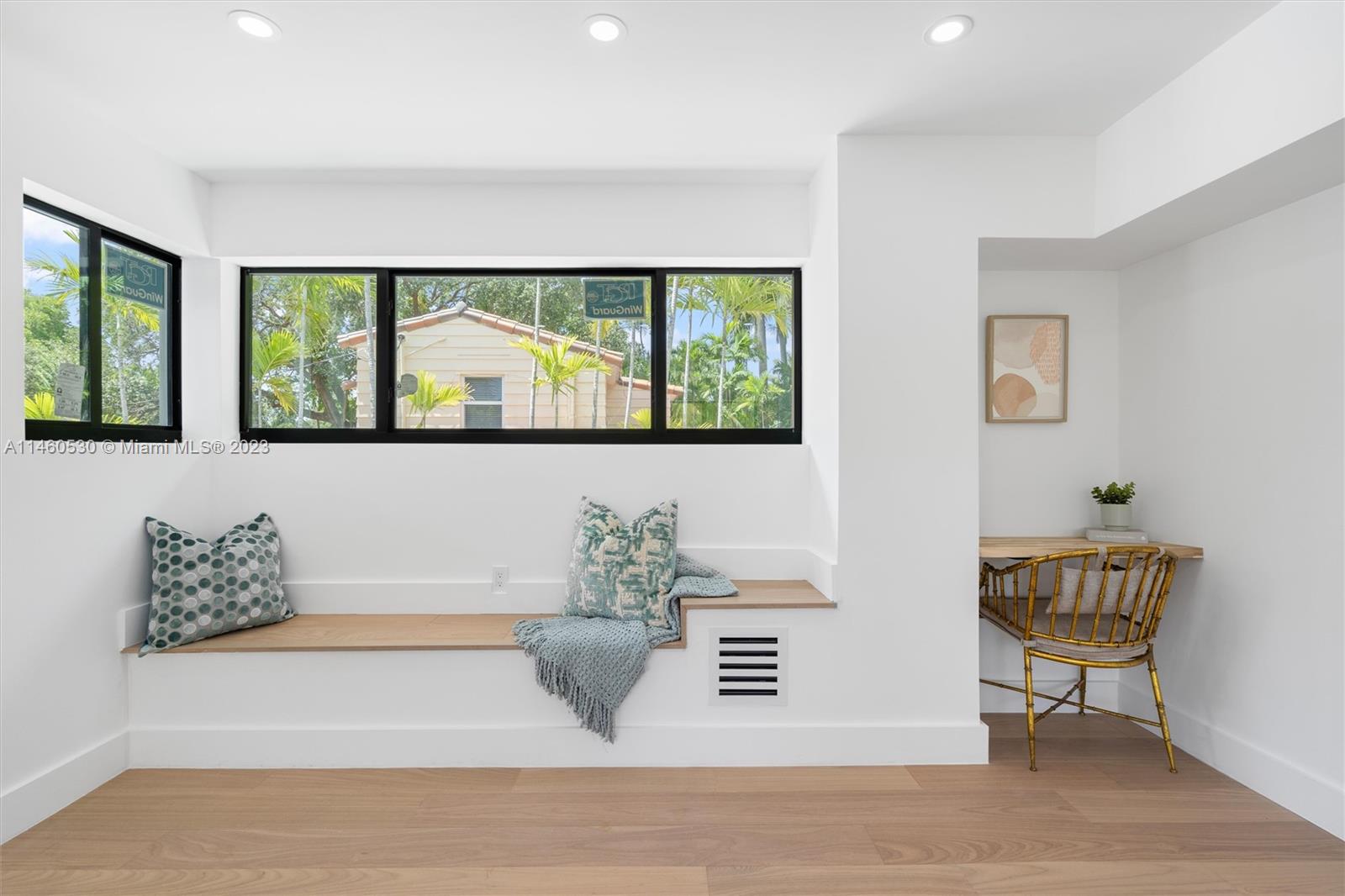 LA GORCE GOLF SUB - Residential