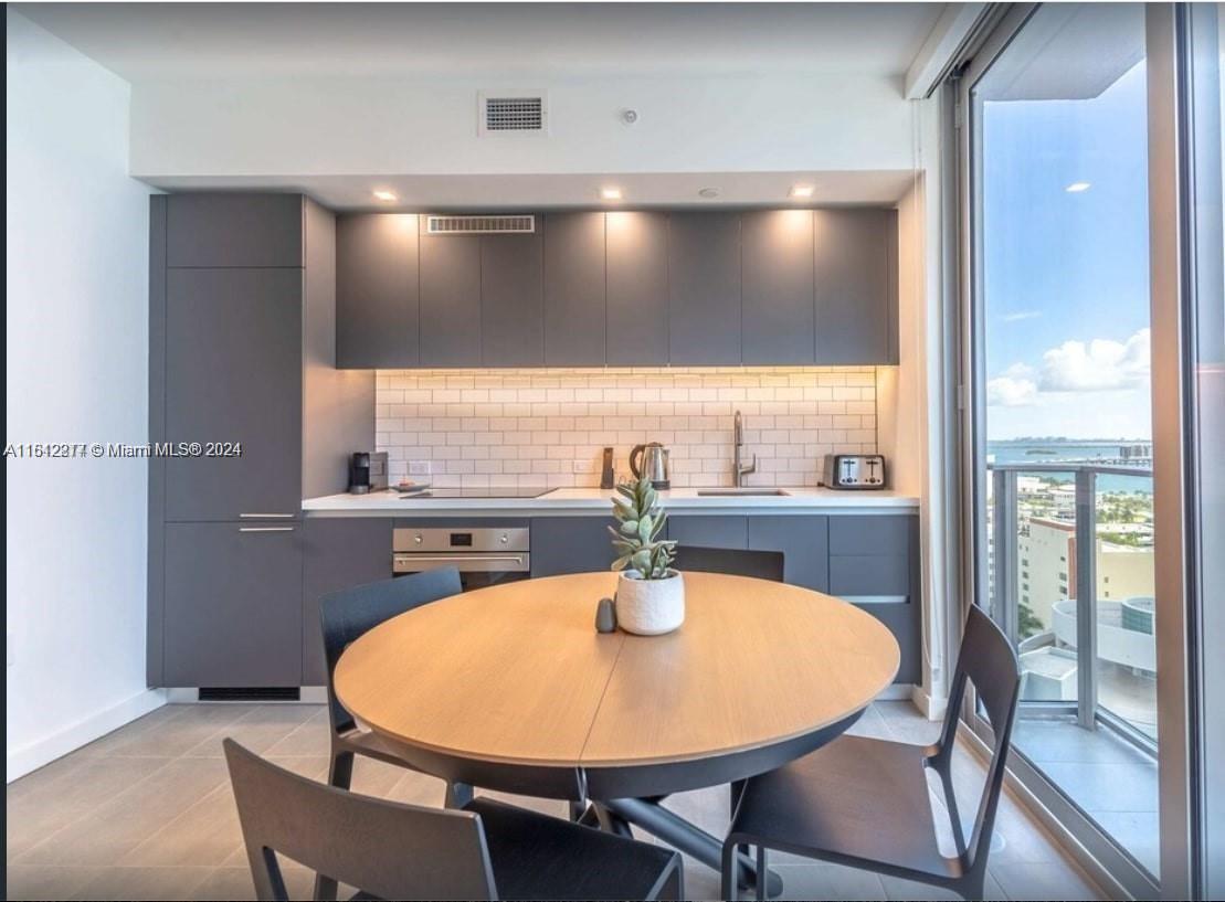 View photos, virtual tours, details... 227 NE 2nd St 2112