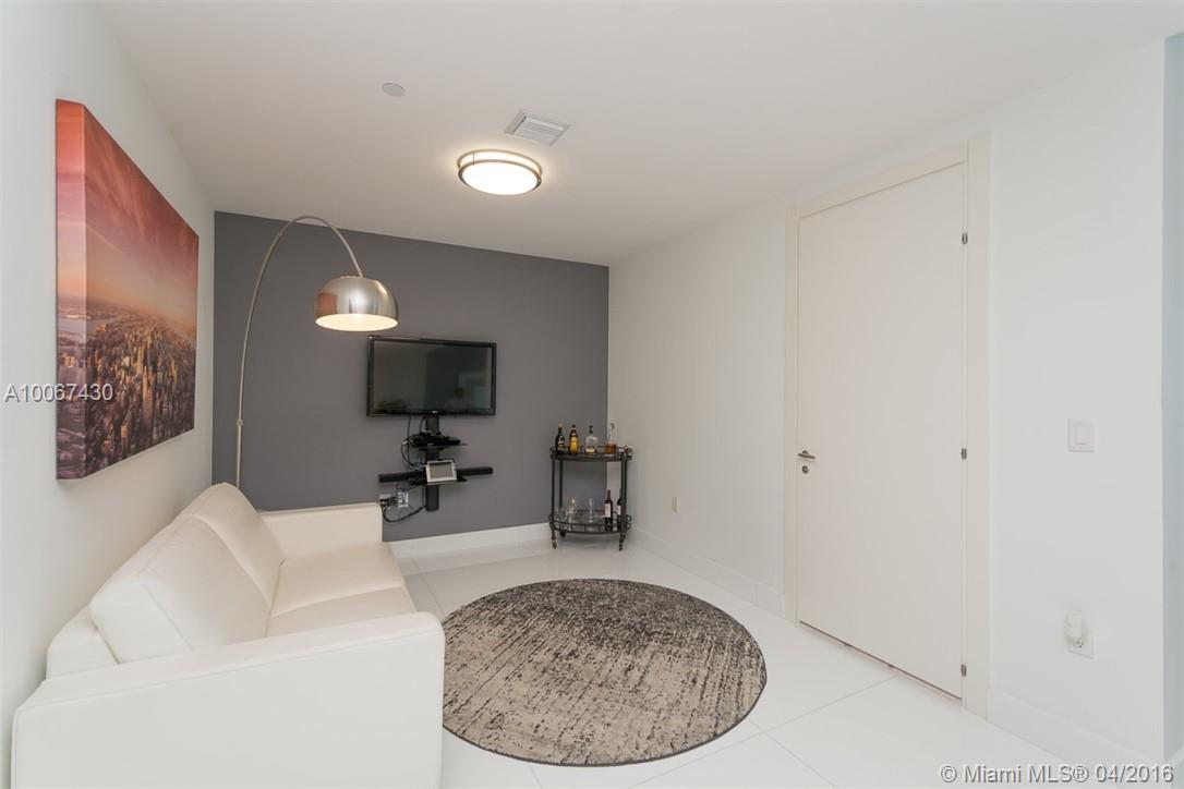 EPIC WEST CONDO - Residential Lease