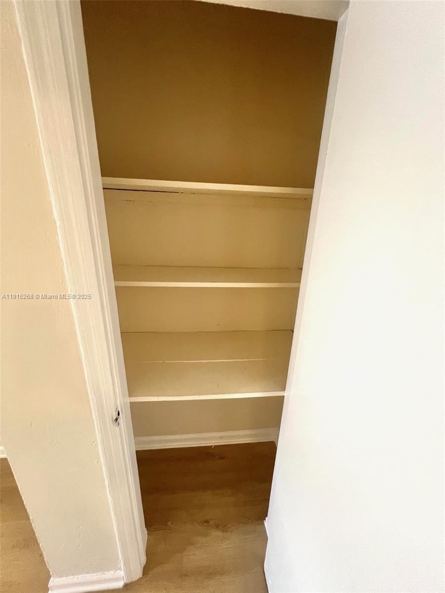 BISCAYNE HEIGHTS - Residential Lease