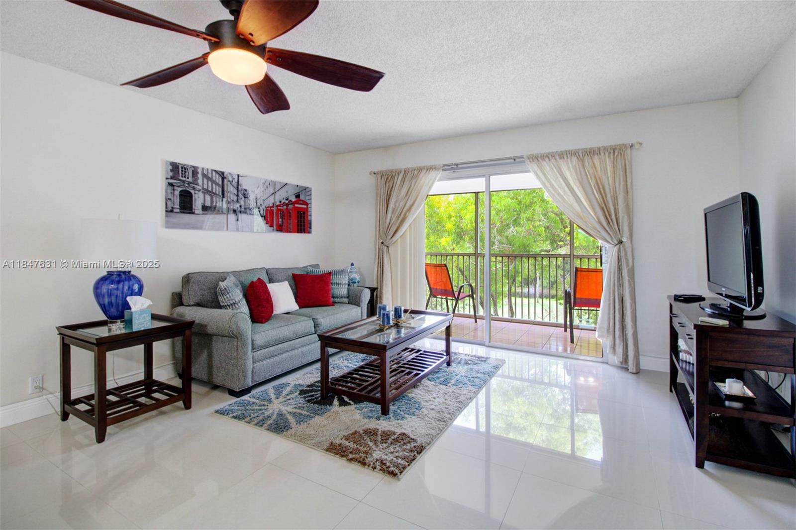 CAMBRIDGE AT CENTURY VILL - Residential