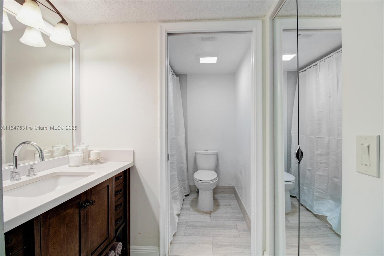 CAMBRIDGE AT CENTURY VILL - Residential