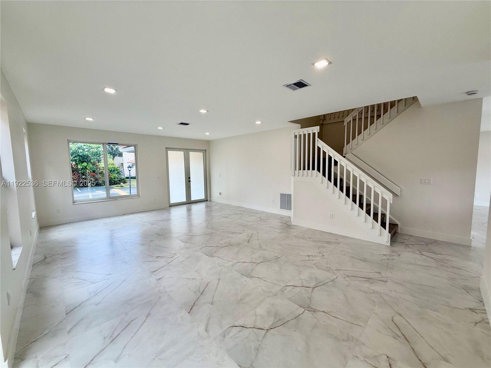 JASMINE AT THE HAMMOCKS - Residential