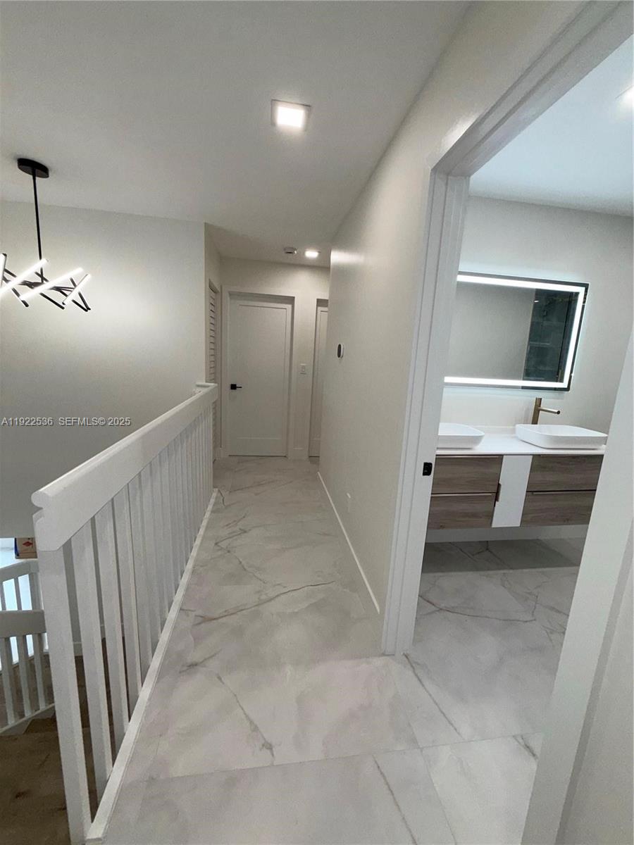 JASMINE AT THE HAMMOCKS - Residential