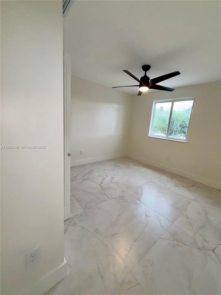 JASMINE AT THE HAMMOCKS - Residential