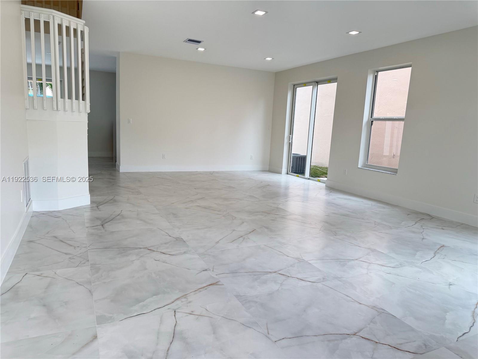 JASMINE AT THE HAMMOCKS - Residential