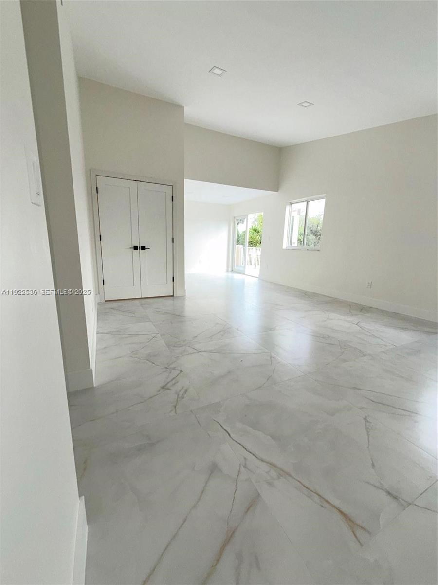 JASMINE AT THE HAMMOCKS - Residential