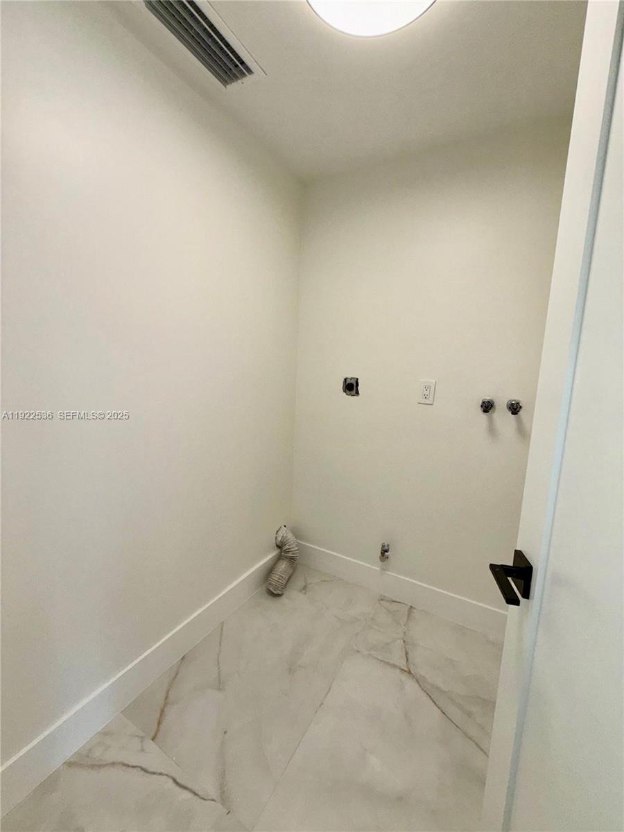 JASMINE AT THE HAMMOCKS - Residential