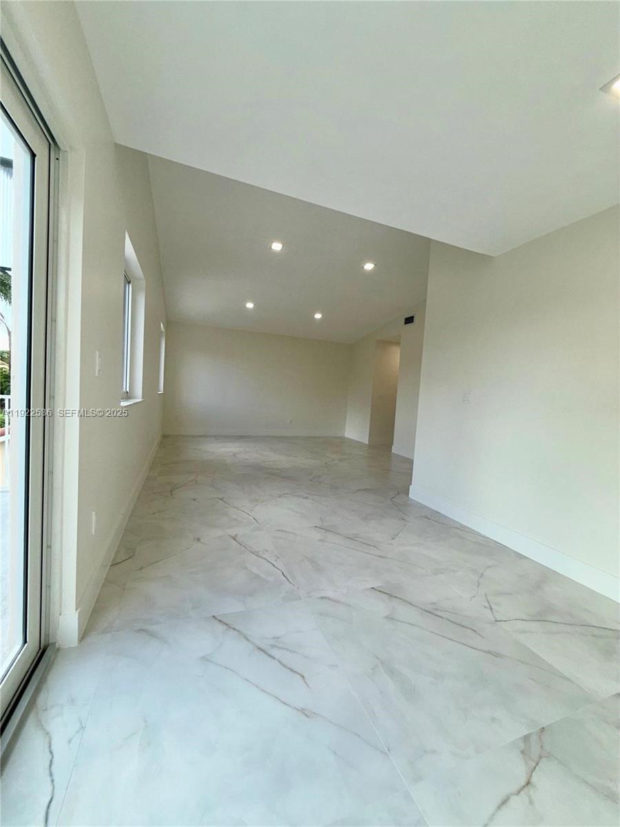 JASMINE AT THE HAMMOCKS - Residential