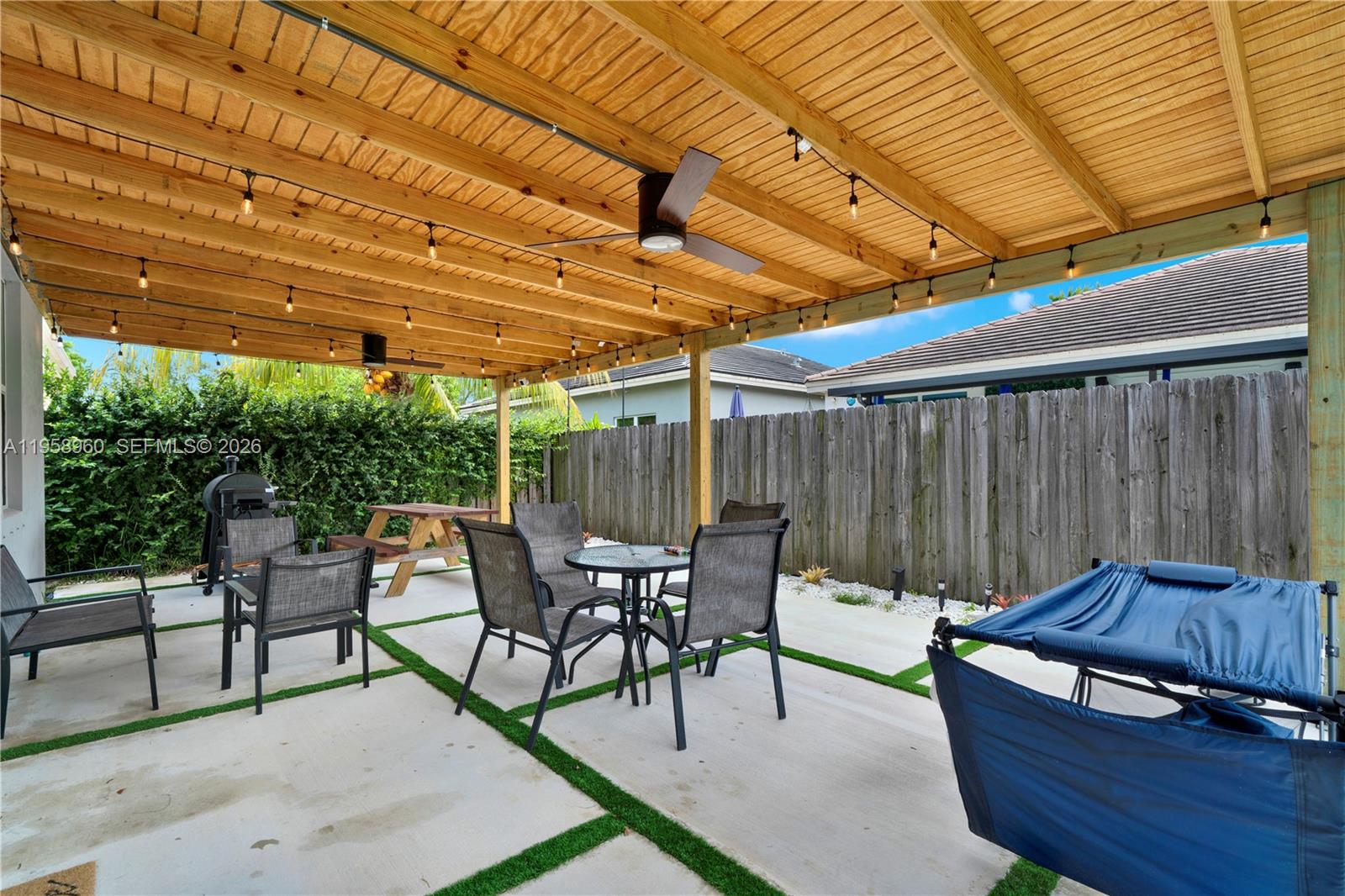 ANTIGUA AT OASIS - Residential