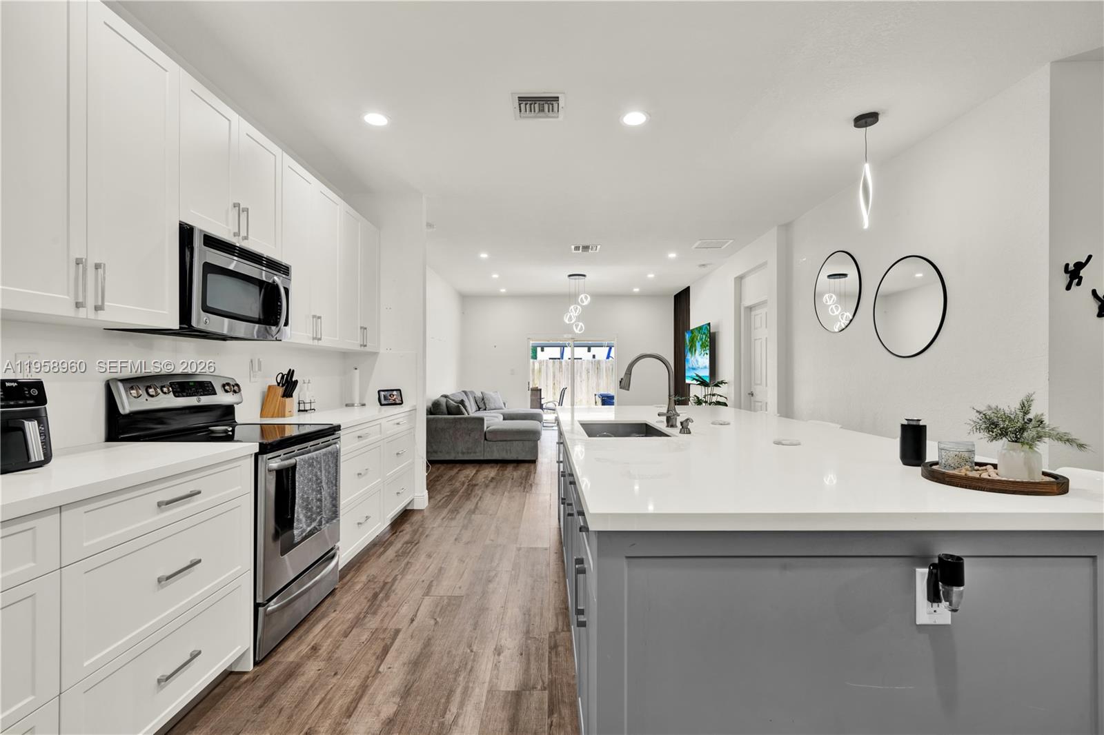 ANTIGUA AT OASIS - Residential