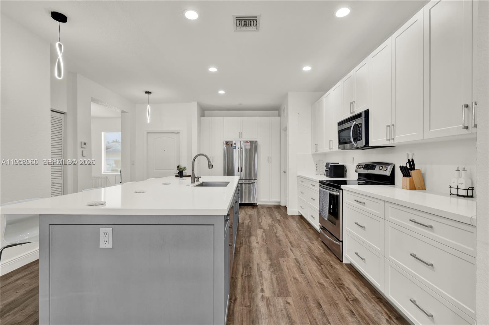 ANTIGUA AT OASIS - Residential