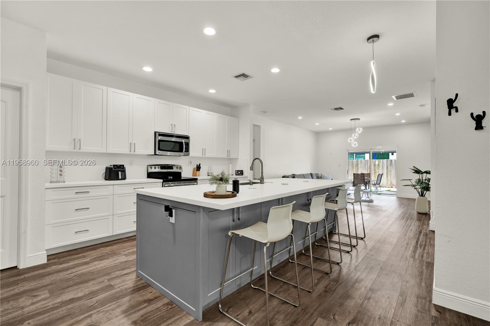 ANTIGUA AT OASIS - Residential