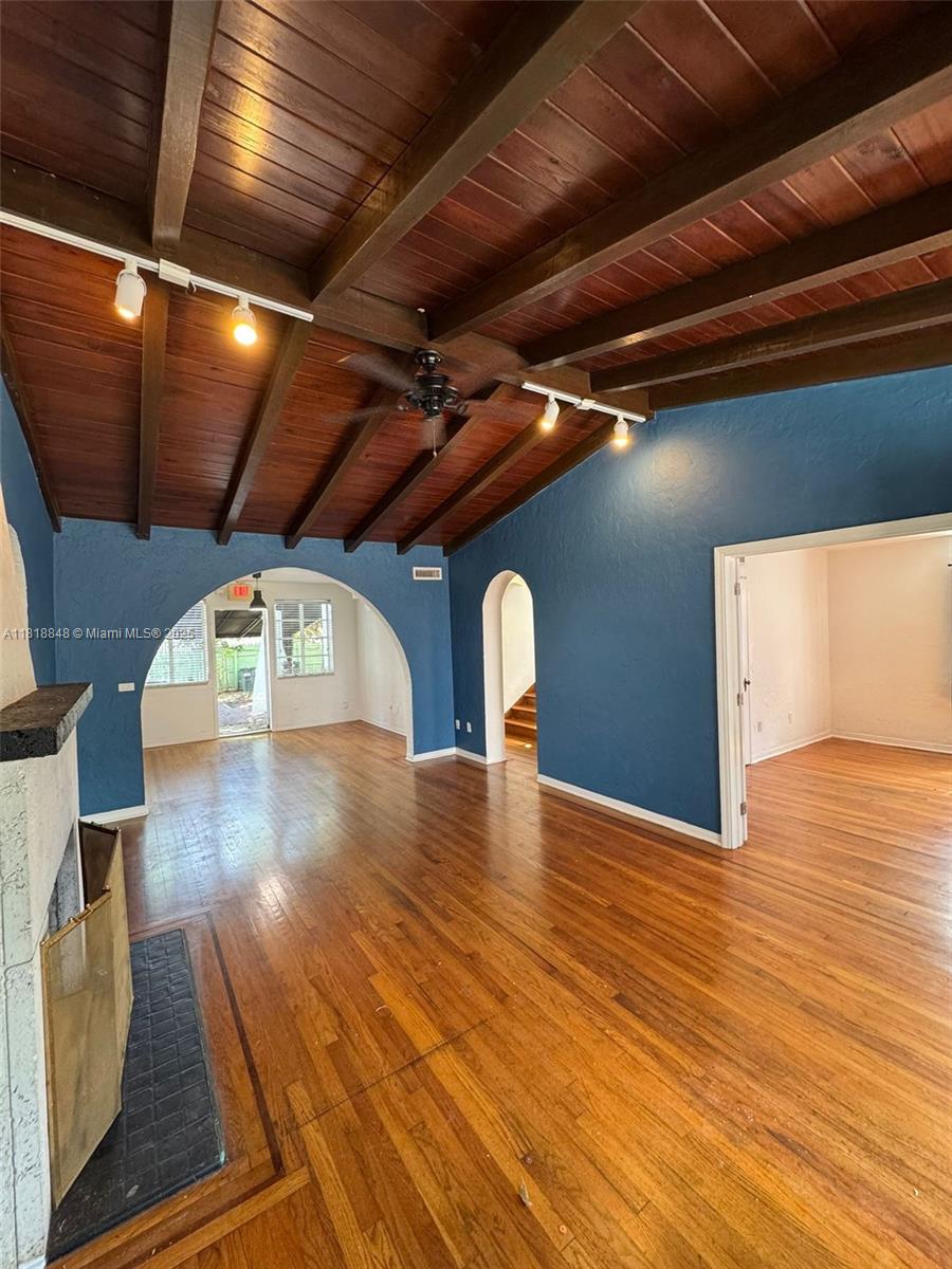 OCEAN BEACH ADDN NO 3 - Residential Lease