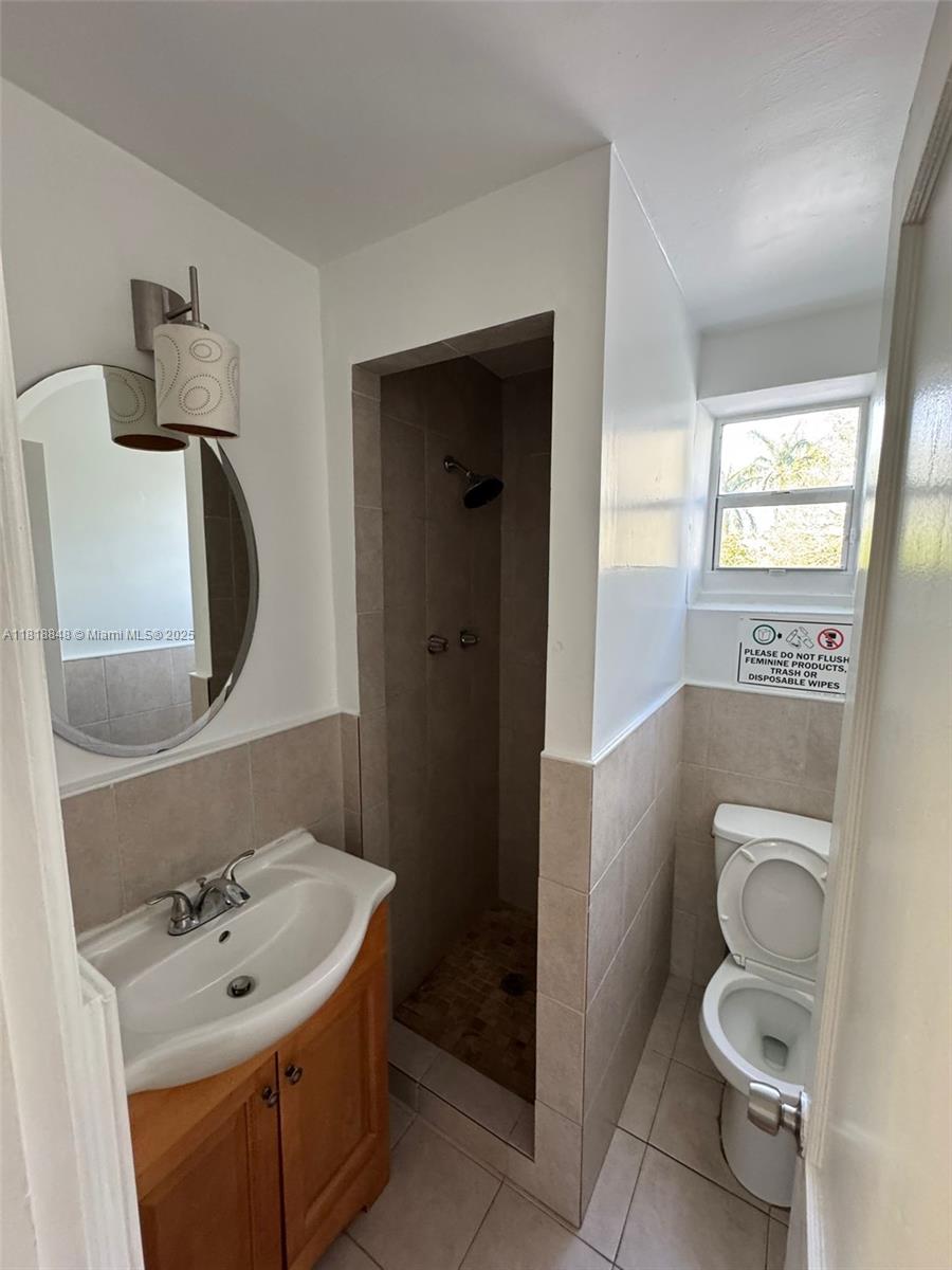 OCEAN BEACH ADDN NO 3 - Residential Lease