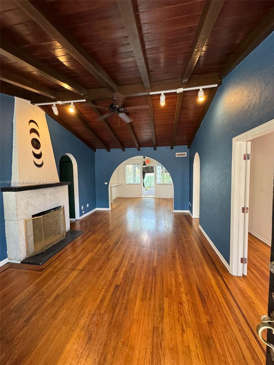 OCEAN BEACH ADDN NO 3 - Residential Lease