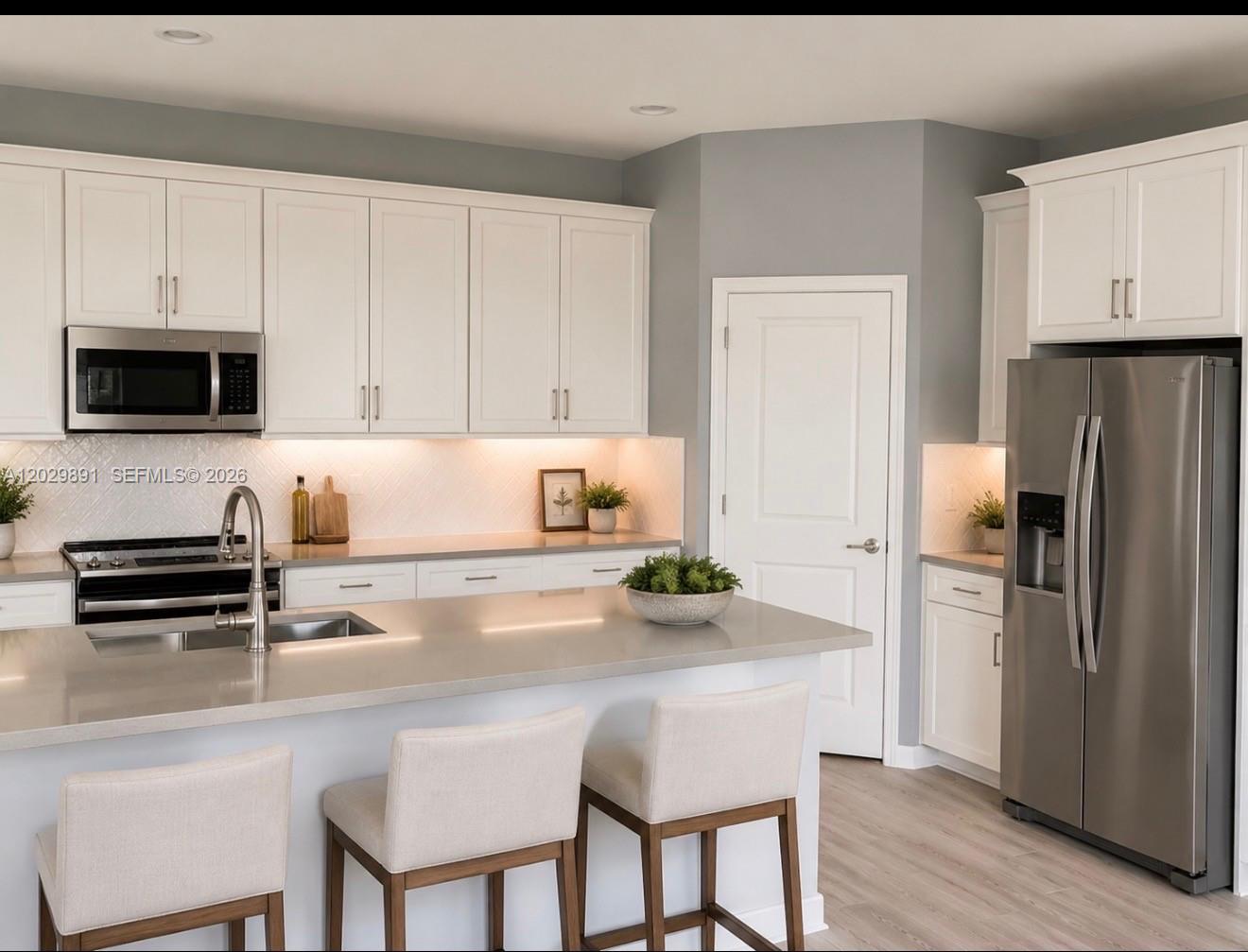 8798 Antarus Dr