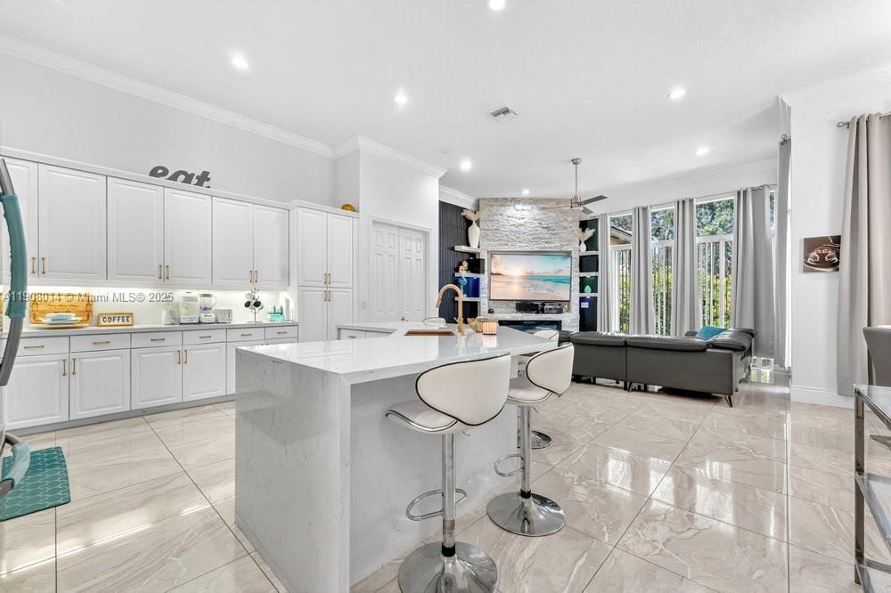 RENAISSANCE SEC 7 - Residential Lease