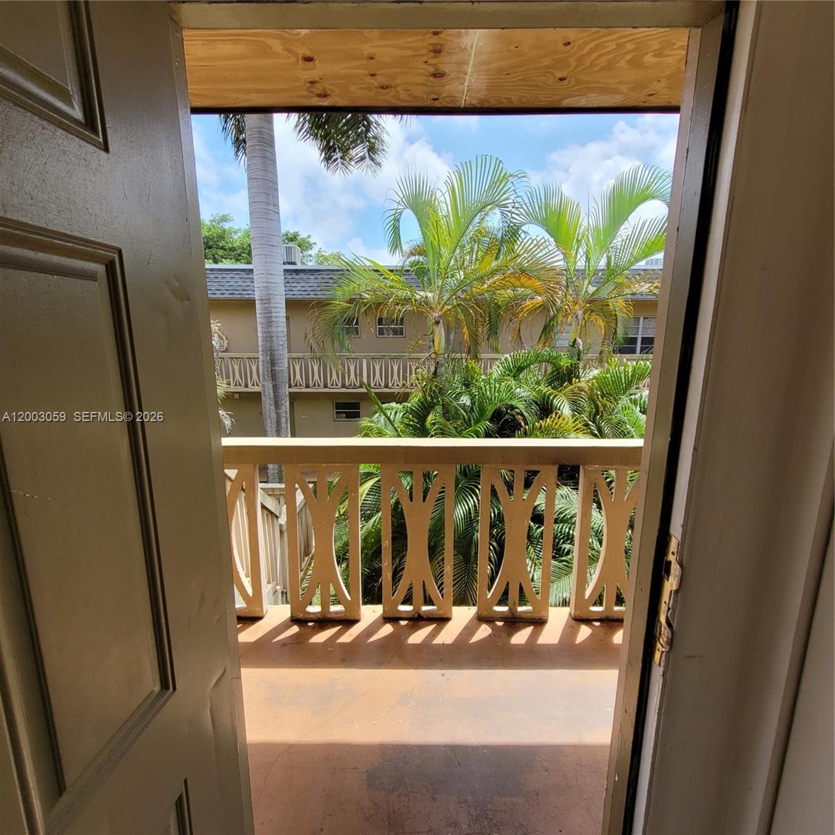 BISCAYNE PARK TERRACE CON - Residential