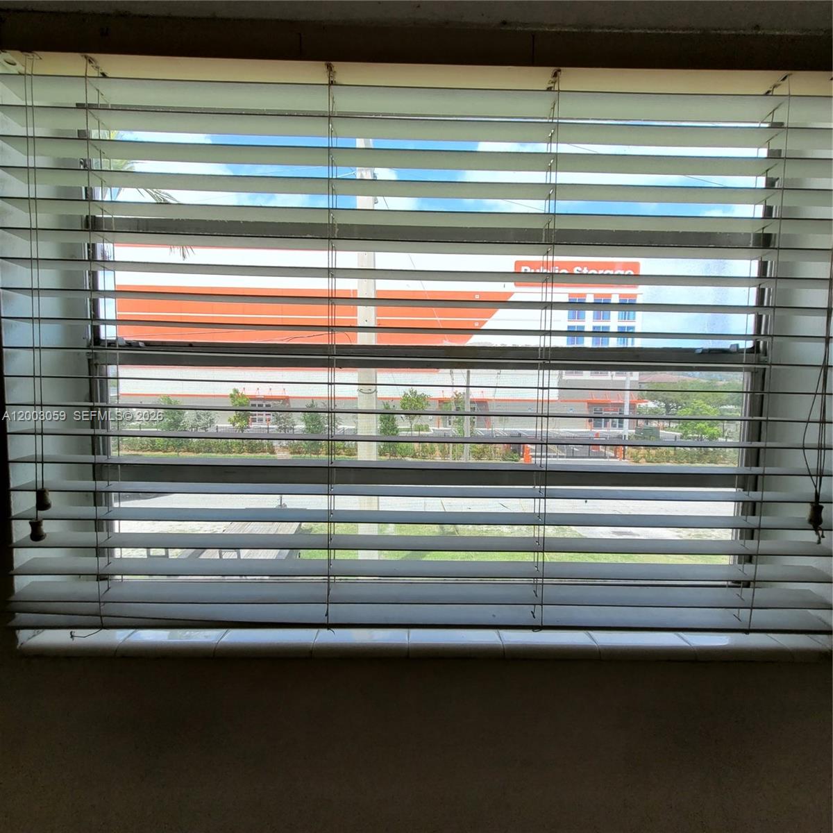 BISCAYNE PARK TERRACE CON - Residential