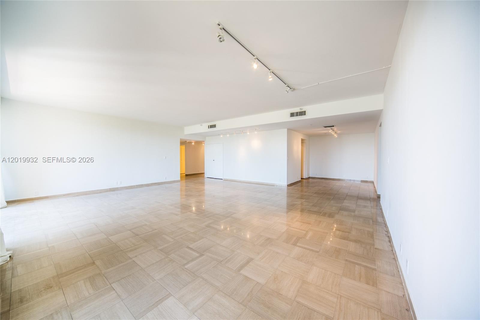 151 Crandon Blvd 425