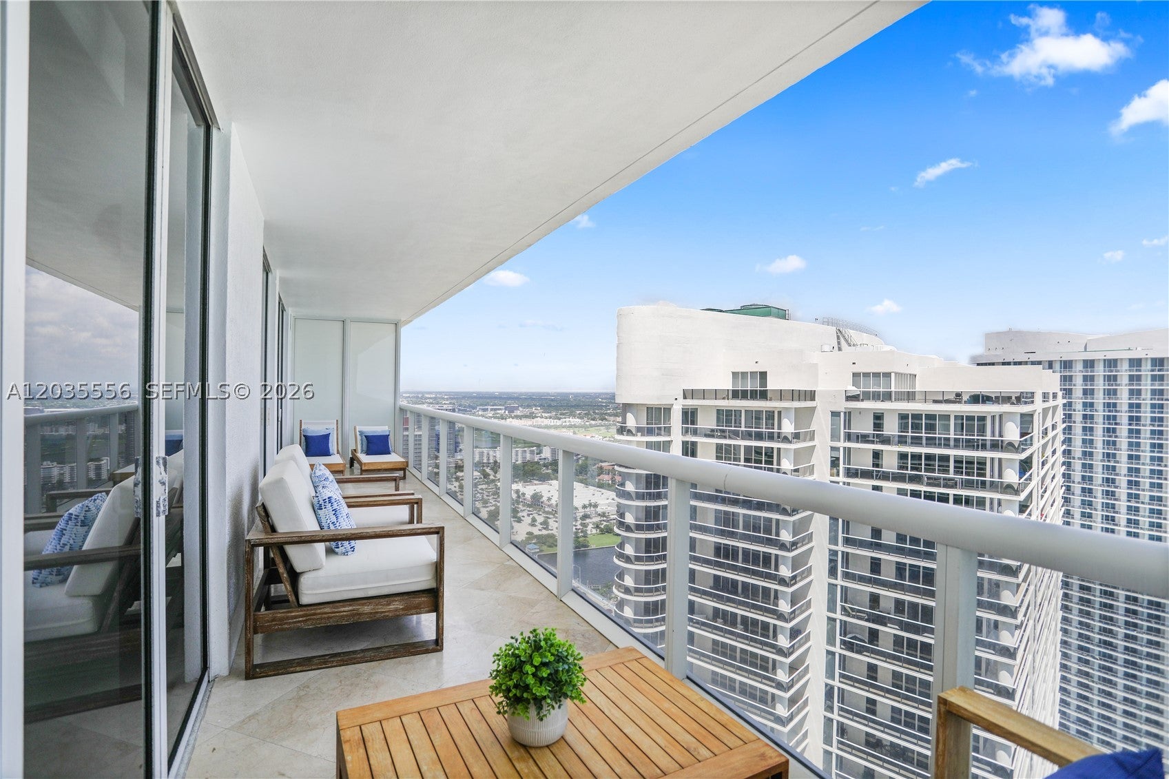 1830 S Ocean Dr 4511