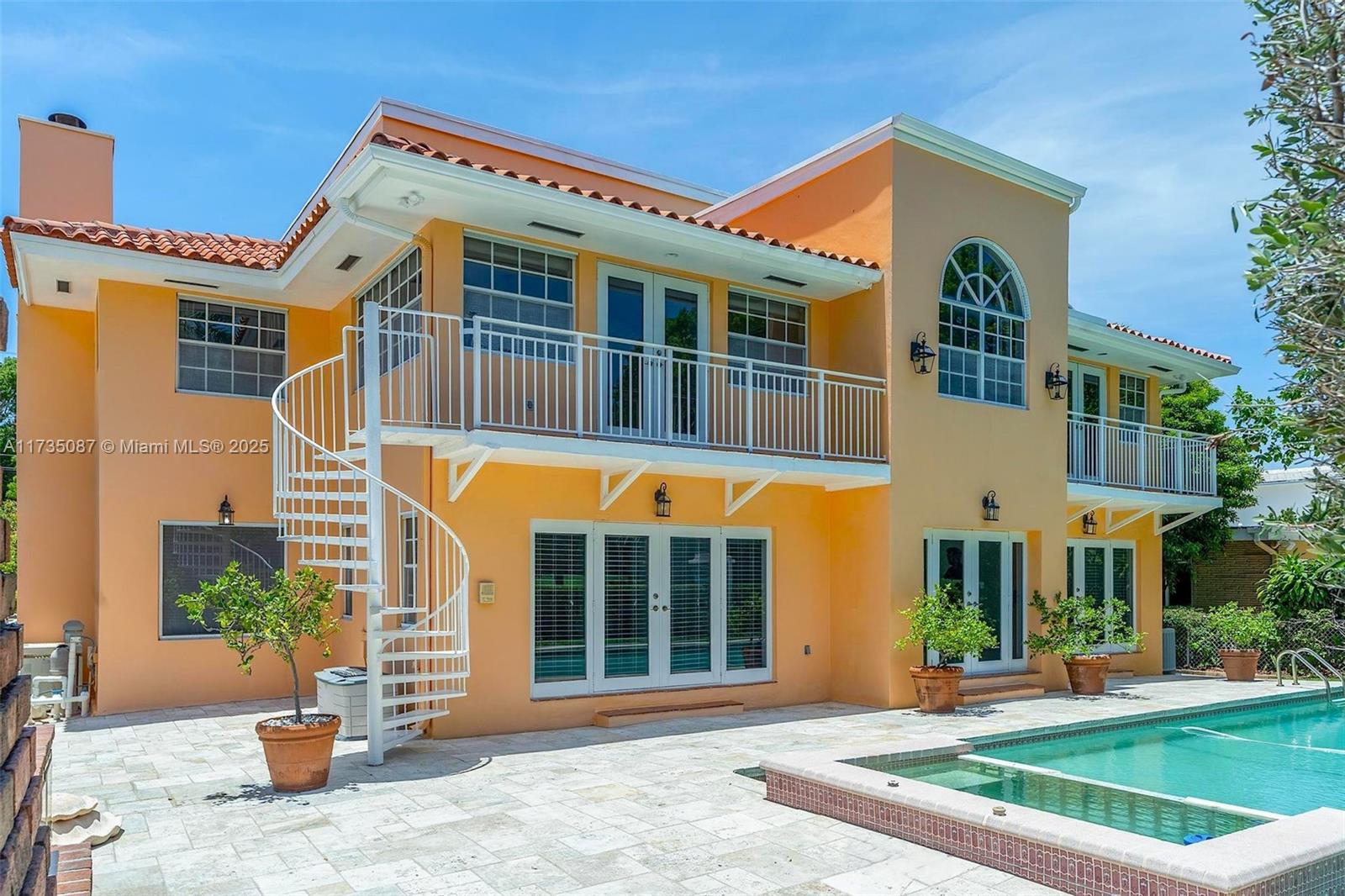 LA GORCE GOLF SUB - Residential