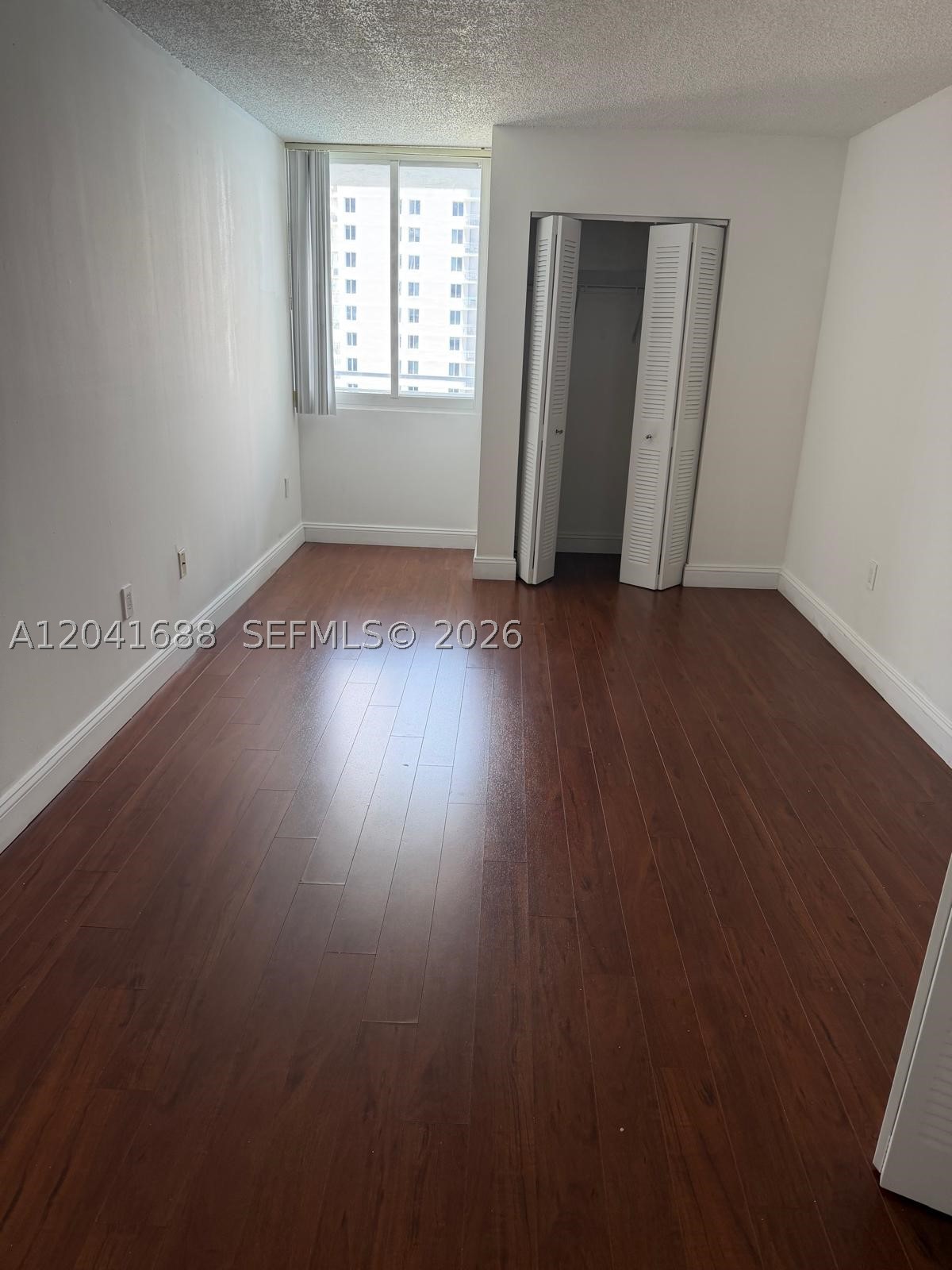 800 N Miami Ave E1402